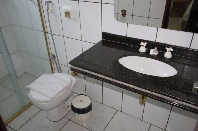 Bathroom, Hot Star Thermas Hotel, Caldas Novas