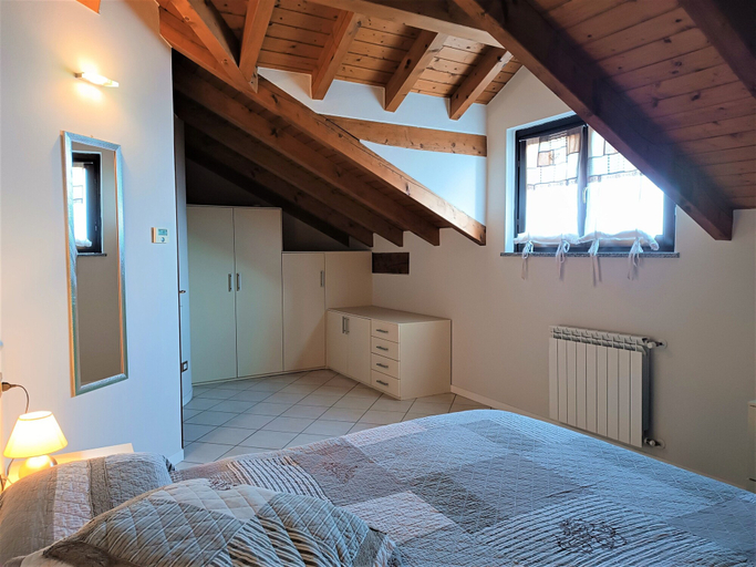 Room 4, Via Panoramica, Verbano-Cusio-Ossola