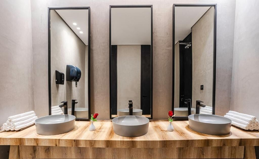 Bathroom 5, As'saafa Hotel, Al Madinah Al Munawwarah