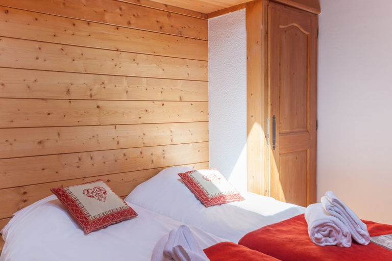 Bedroom 2, Residence Pierre & Vacances Premium L'Ecrin des Neiges, Savoie