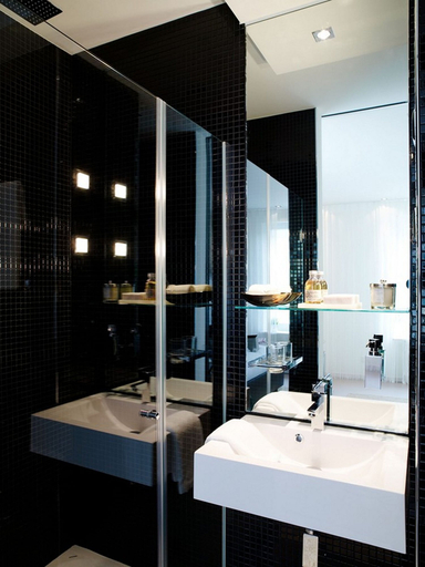 Bathroom 3, VISIONAPARTMENTS Zurich Waffenplatzstrasse, Zürich