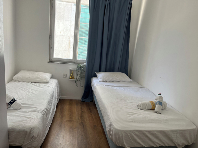 Bedroom 4, BreezHouse Alba LIving