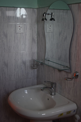 Bathroom 4, Southern View Holiday Resort, Bandarawela