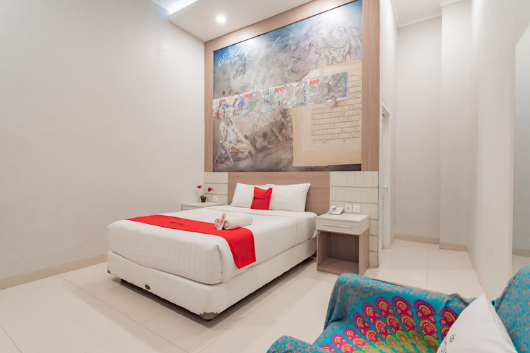 Bedroom 3, RedDoorz Plus @ Point Phila Cihampelas, Bandung