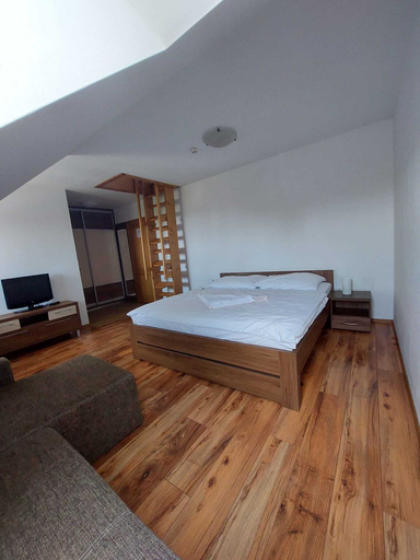 Bedroom 2, Horsky Hotel Hájenka, Cadca