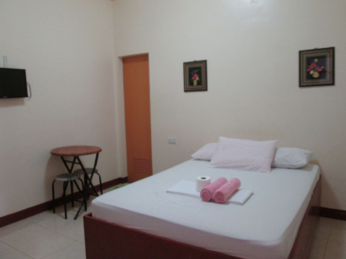 Bedroom 2, AJ Travellers Inn, Malay