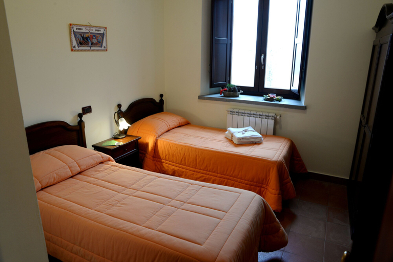 Bedroom 4, Rifugio Del Parco, Messina