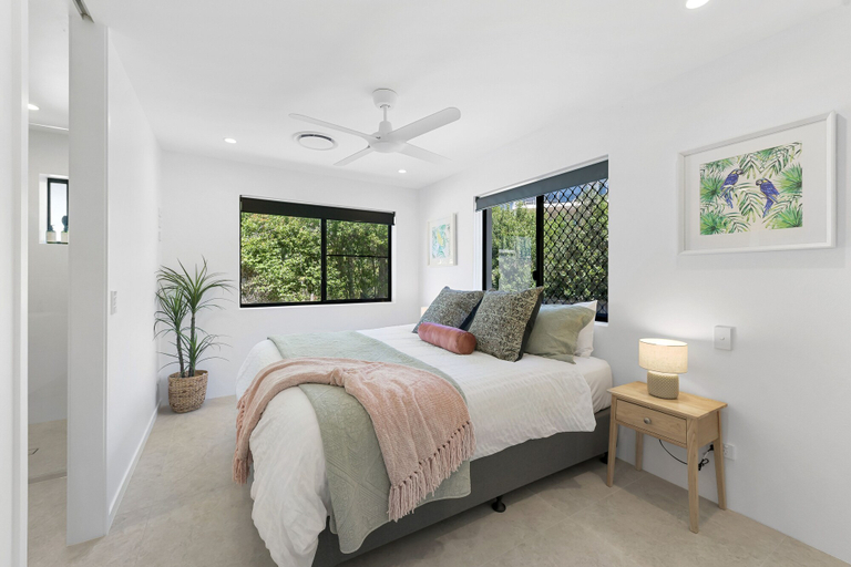 Bedroom 2, Crystal Shores Sunshine Beach, Noosa - Sunshine-Peregian