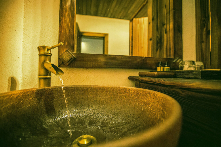 Bathroom 4, Energy Healing Space Inn, Dêqên Tibetan