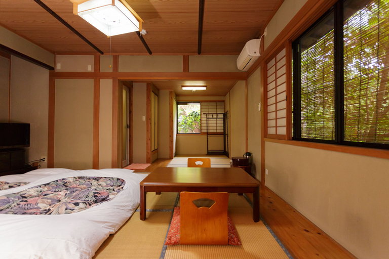 Bedroom 3, Yufuin Ryokan Nogiku, Yufu