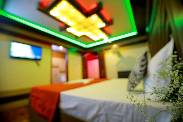 Bedroom 3, Kerala Luxury House Boat, Alappuzha