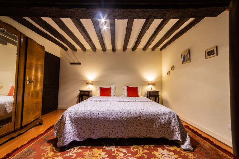 Bedroom 2, Domaine de la Tour B&B, Calvados