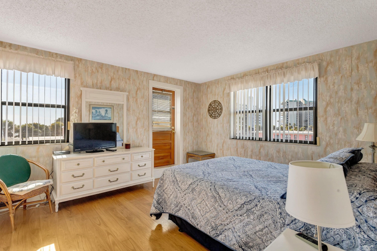 Bedroom 3, Gulf Winds Beach Resort, Pinellas
