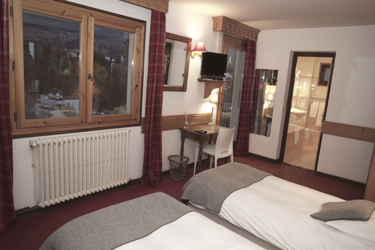 Bedroom 2, Hotel Val d'Este, Haute-Savoie