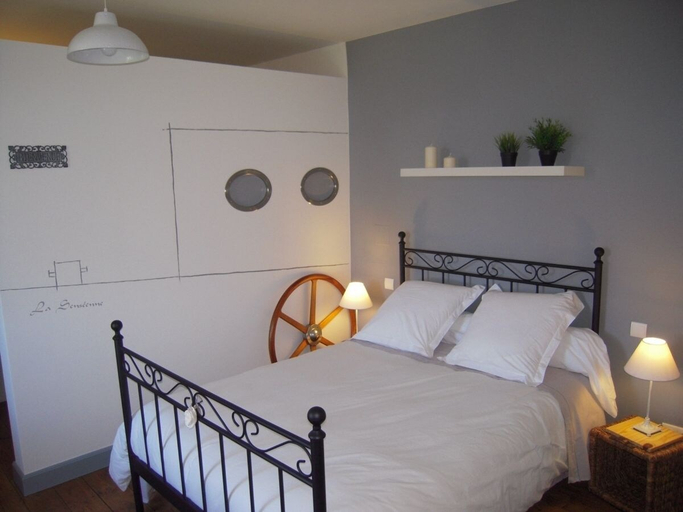 Bedroom 3, B&B La Ferme de l'Ostrevent, Nord