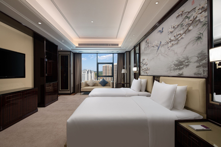 Bedroom 3, Wyndham Grand Tongren Downtown Hotel, Tongren