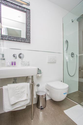 Bathroom 5, Jona Rooms Podstrana, Podstrana