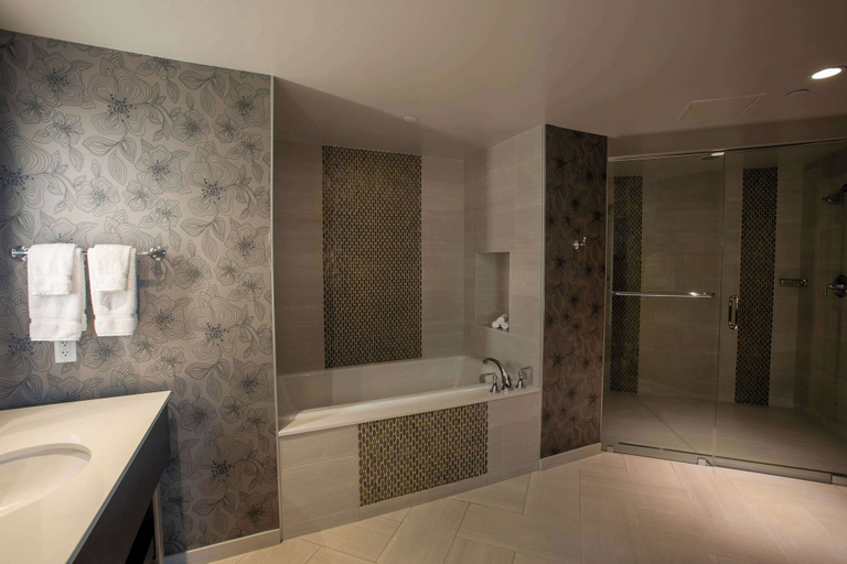 Bathroom 5, Wyndham Grand Jupiter at Harbourside Place, Palm Beach