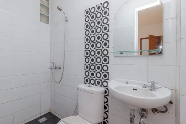 Bedroom 2, RedDoorz Plus near Sudirman Station 2, Central Jakarta