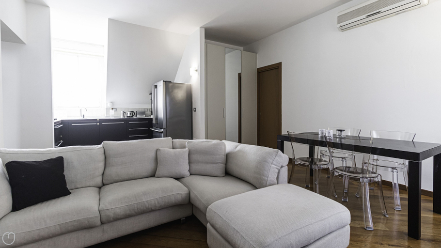 Others 3, Italianway Comfort - Da Cannobio 11, Milano
