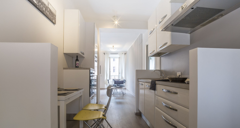 Others 5, JOIVY Via Mazzini, Milano