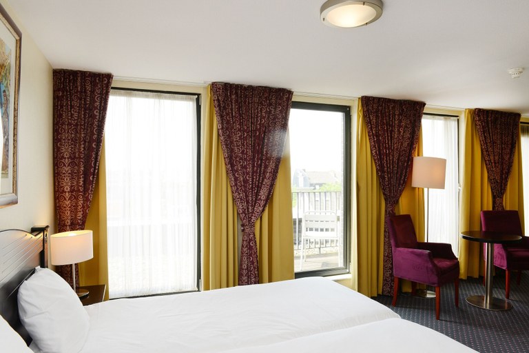 Bedroom 2, Amrâth Grand Hotel de l'Empereur, Maastricht