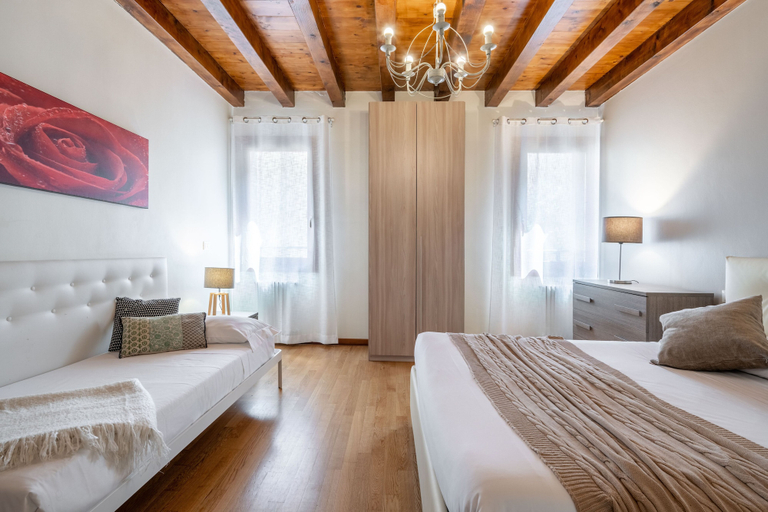 Bedroom 3, Design Palace Apartment by Wonderful Italy, Venezia