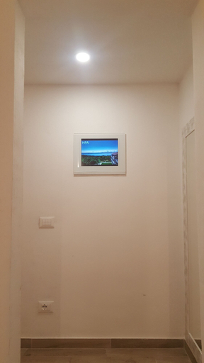 Others 5, Verona4rent Cadrega, Verona