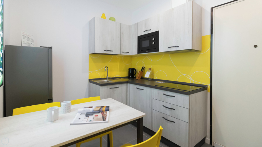 Others 5, Italianway - Taramelli 60, Milano
