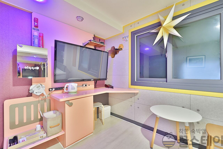 Others 4, The Apple Hotel, Haeundae