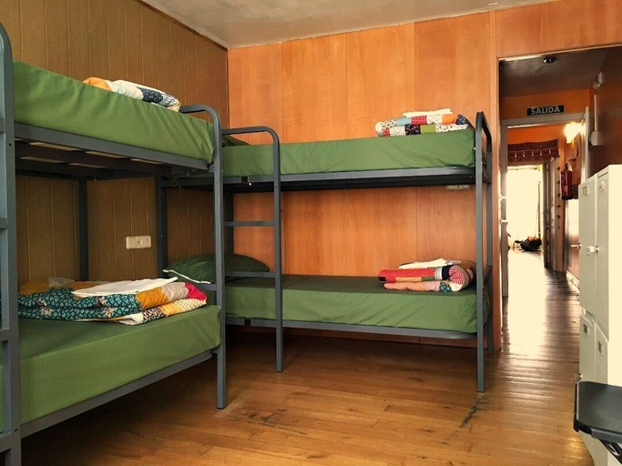 Bedroom 3, Albergue Azabache - Hostel, A Coruña