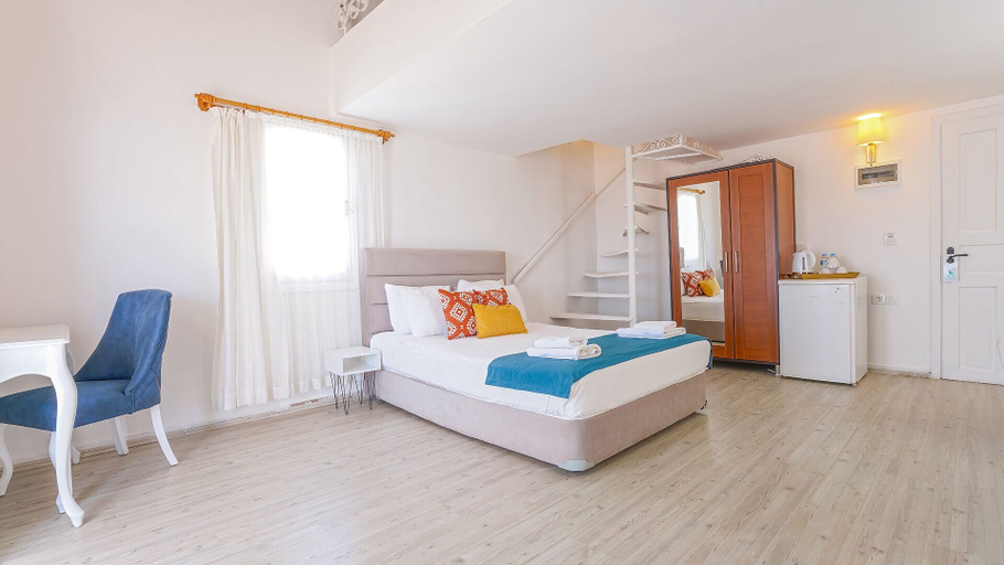 Bedroom 3, Peace Hotel, Kaş