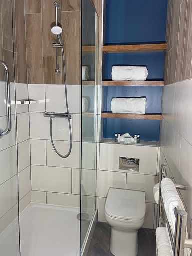 Bathroom 5, Loch Rannoch Hotel and Spa, Perthshire and Kinross