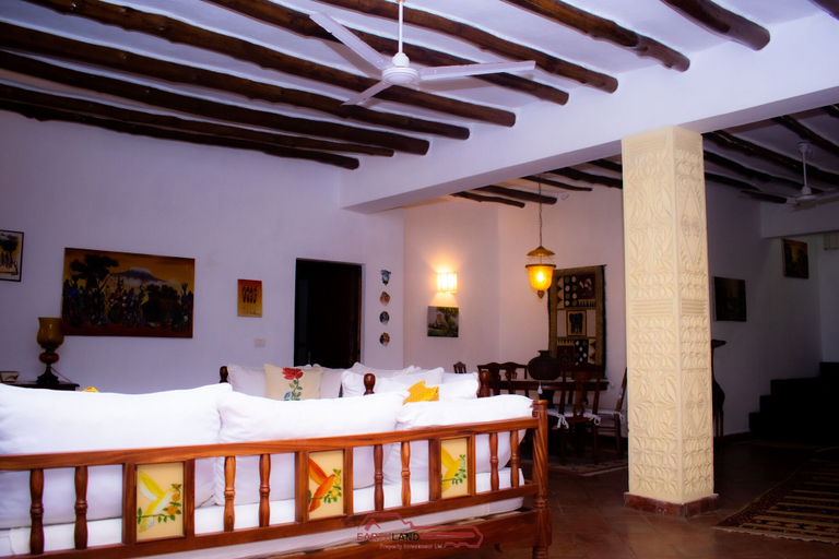 Others 5, Mambrui Villa, Malindi