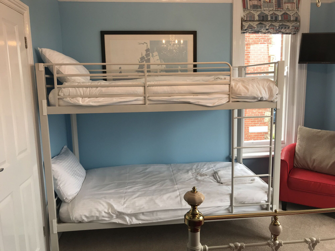 Bedroom 2, The Rookery, Dorset