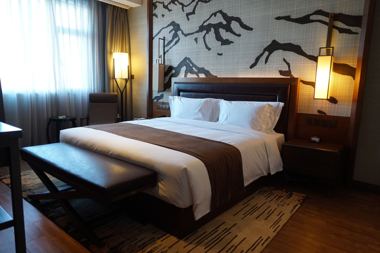 Bedroom 4, Crowne Plaza RESORT CHANGBAISHAN HOT SPRING by IHG, Yanbian Korean