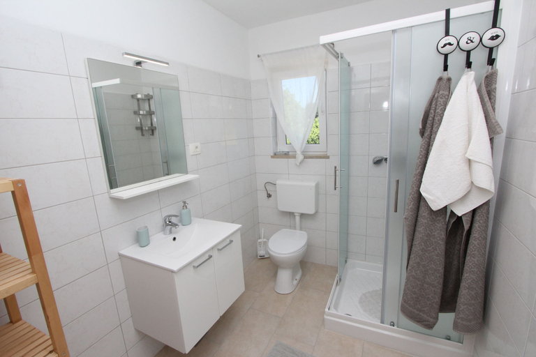 Bathroom 4, Apartment Diego & Fabio, Rovinj
