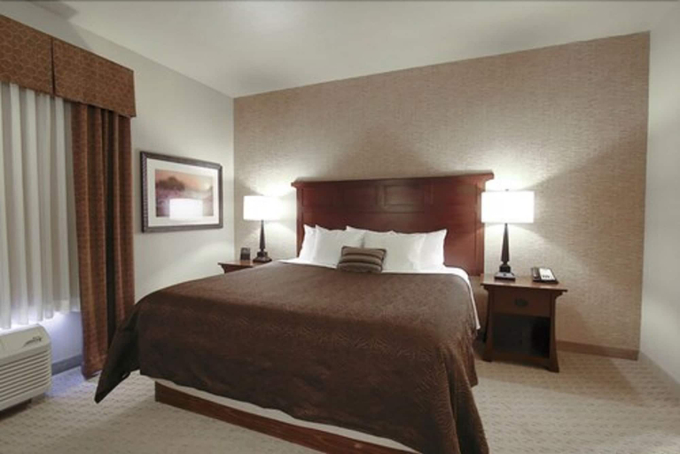 Bedroom 3, Teddy's Residential Suites New Town, Mountrail