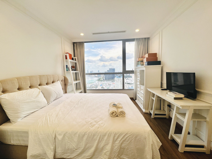 Bedroom 24