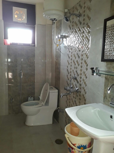 Bathroom 3, Hill View Homes, Nainital