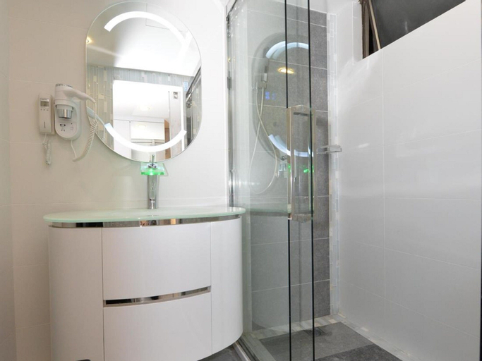 Bathroom 6