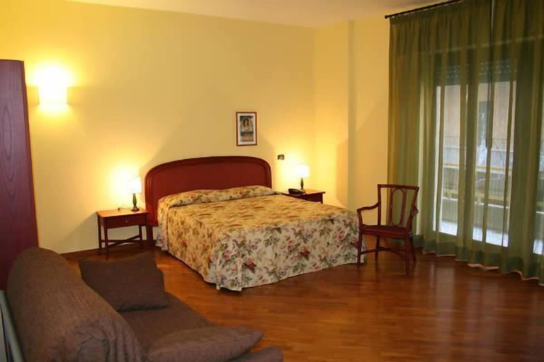 Bedroom 2, Hotel Morfeo Residence, Syracuse