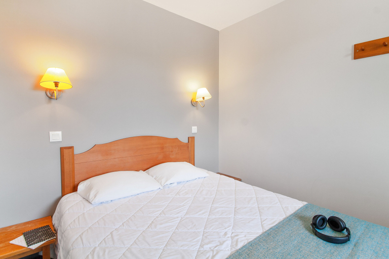 Bedroom 2, Pierre & Vacances Résidence Les Rives de la Seugne, Charente-Maritime