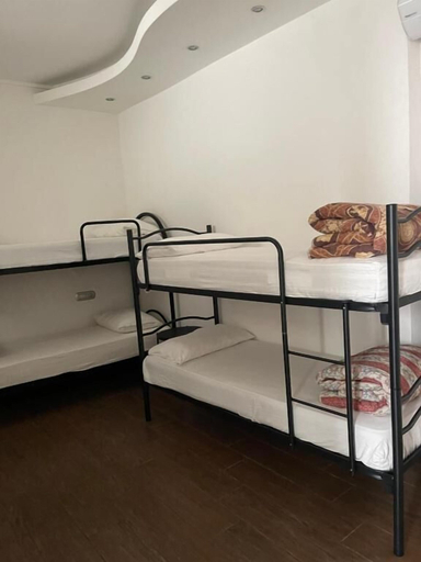 Bedroom 4, Hostel Brikette, Salerno