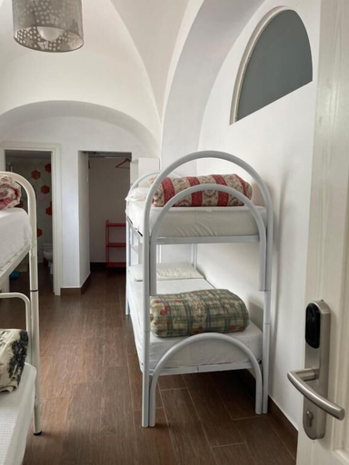 Bedroom 3, Hostel Brikette, Salerno