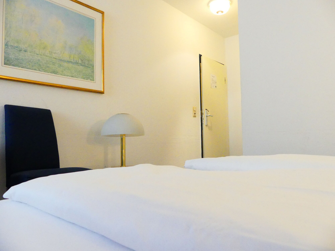 Bedroom 4, Hotel Königshof The Arthouse, Köln
