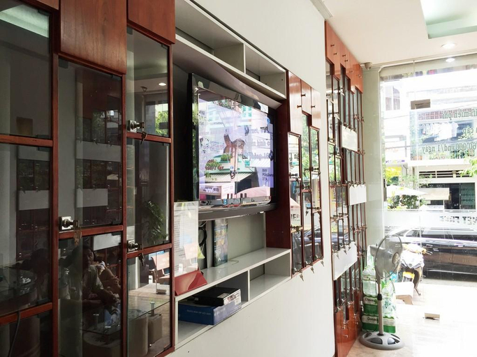 Others 2, Number One Hotel, Ninh Kiều