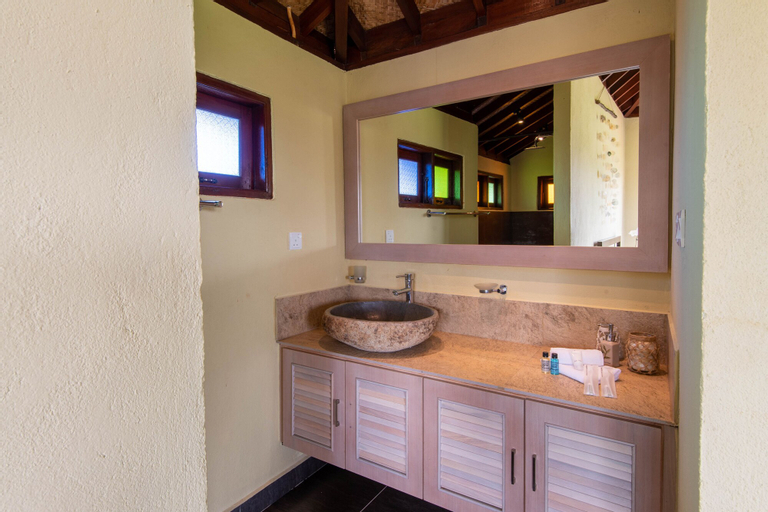 Bathroom 8