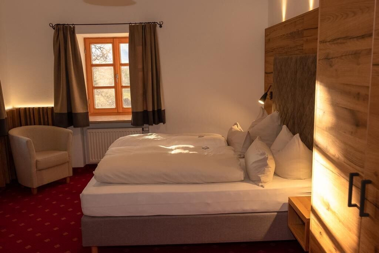 Bedroom 4, Der Obere Wirt zum Queri, Starnberg