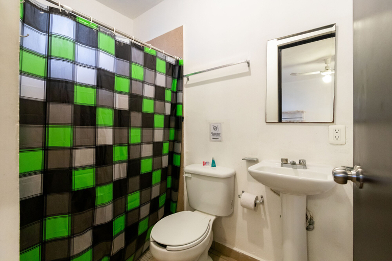 Bathroom, Casa Isza, Cozumel